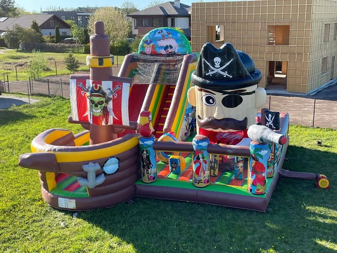 Pirate Ship